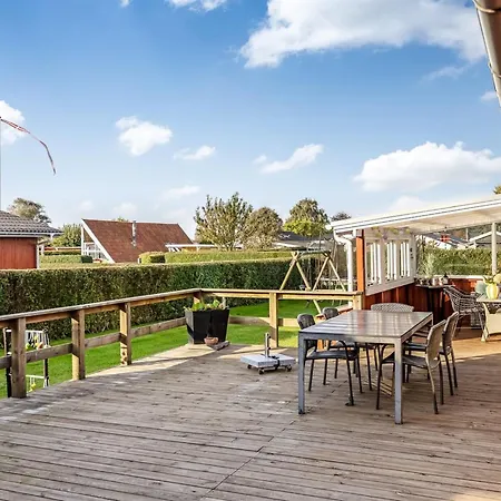 Dom wakacyjny Ali - 500m From The Sea By Interhome