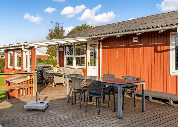 Nyaraló Ali - 500m From The Sea By Interhome