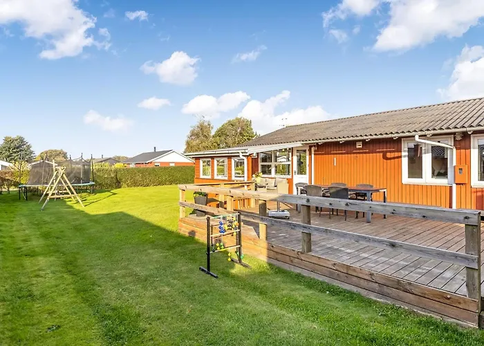 Nyaraló Ali - 500m From The Sea By Interhome Hejls